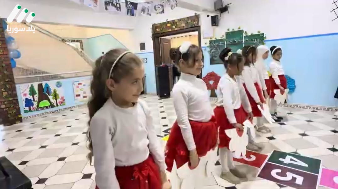 هذه الصورة تخص خبر معرض &#8220;انعكاس&#8221; في حلب: لوحات أطفال أيتام تنبض بالأمل والبراءة