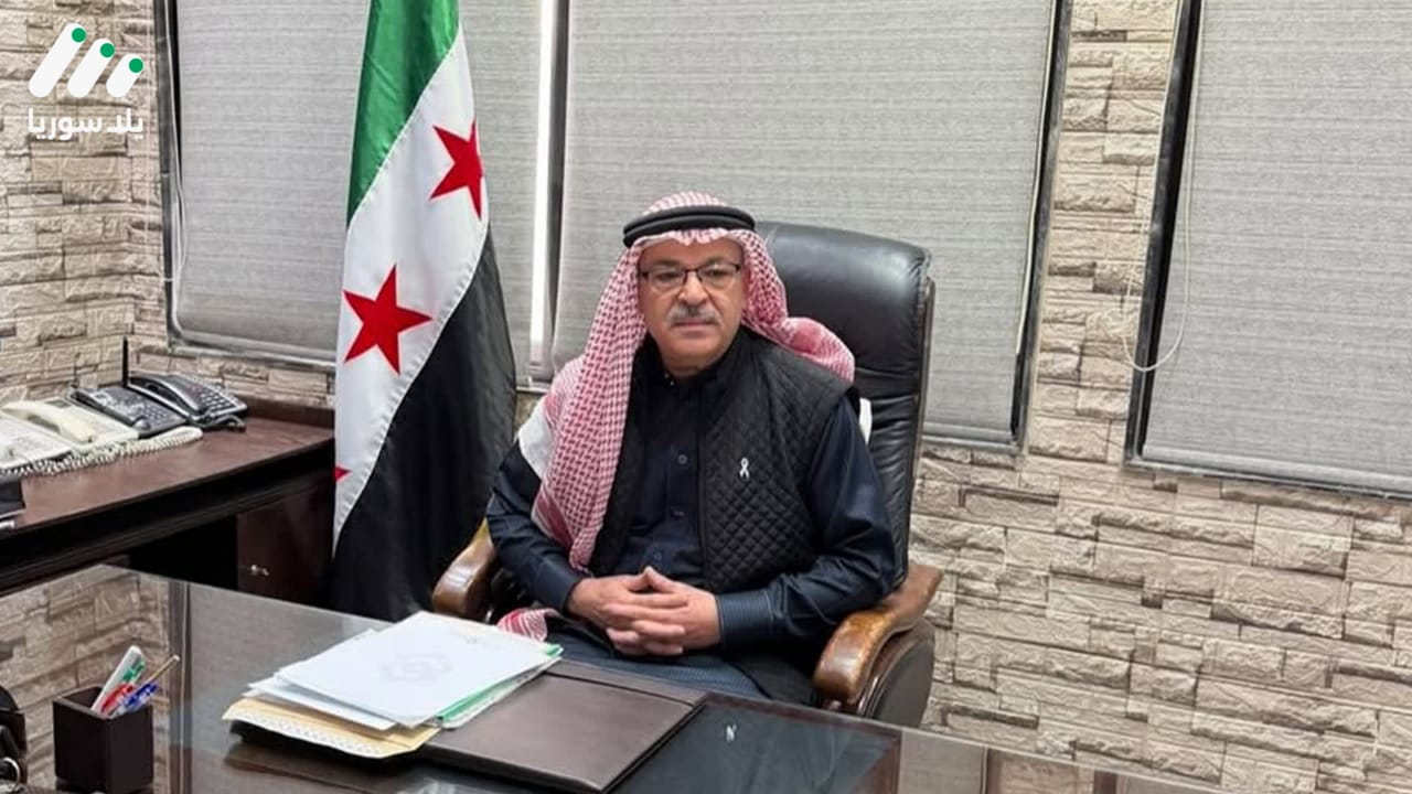 نقابة الفنانين السوريين تعزل نقيبها وتعيده خلال ساعات، ما القصة؟