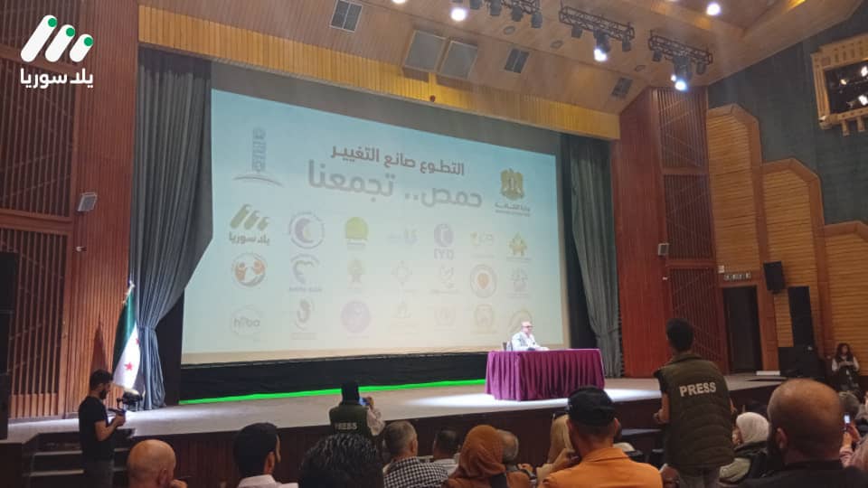 هذه الصورة تخص خبر &#8220;التطوع صانع التغيير&#8221; عنوان محاضرة تسلط الضوء على دور الشباب في بناء المجتمع